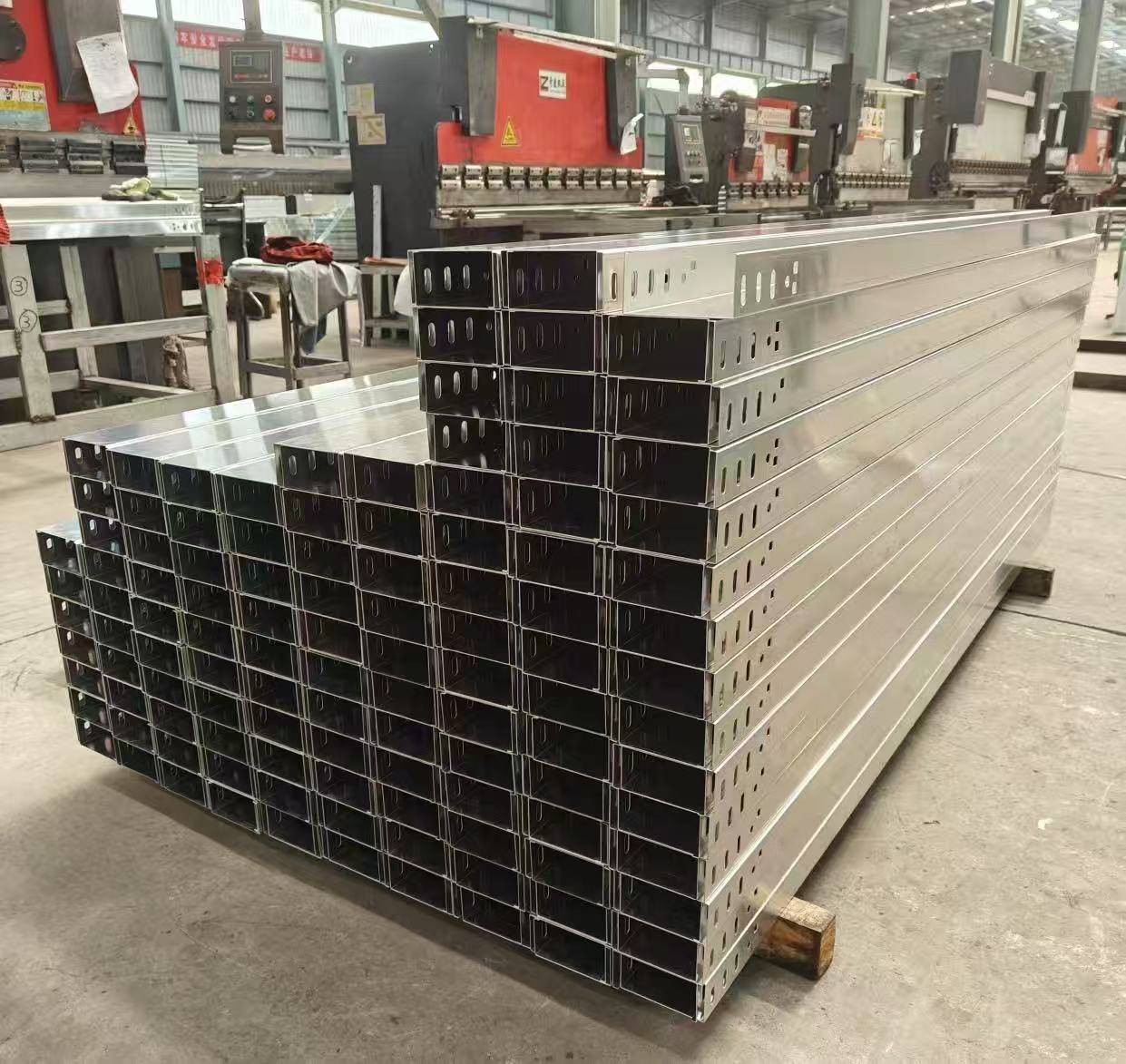 德升電纜橋架 專注技術匠心，精鑄鋁合金橋架行業品質標桿